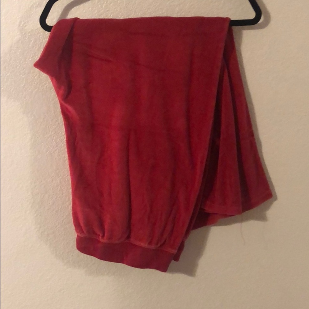 Red velure pant